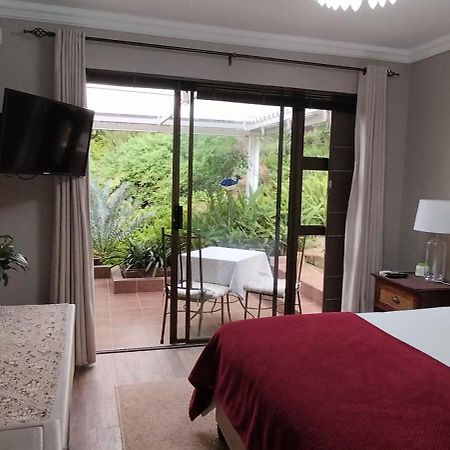 Mountain Gem Bed & Breakfast Bloemfontein Bagian luar foto